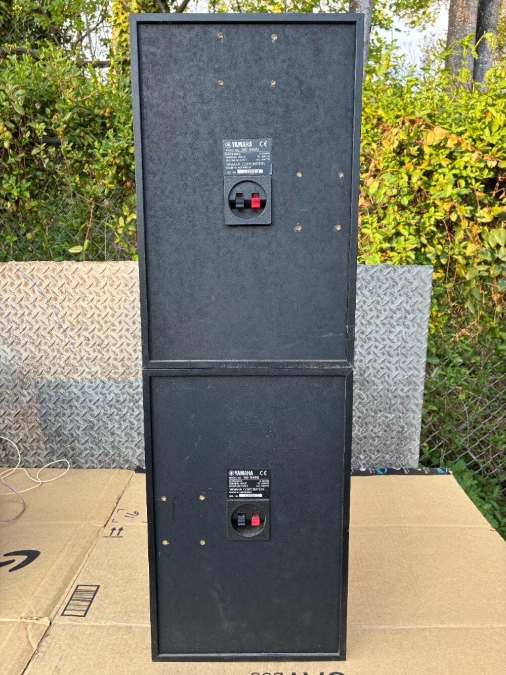 Yamaha NS-6490 70W 8 Ohm 140W 3-Way Bookshelf Speakers (Black) Pair TESTED - Picture 8 of 12